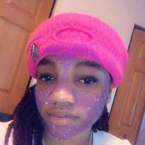 Meet your Posher, Katera